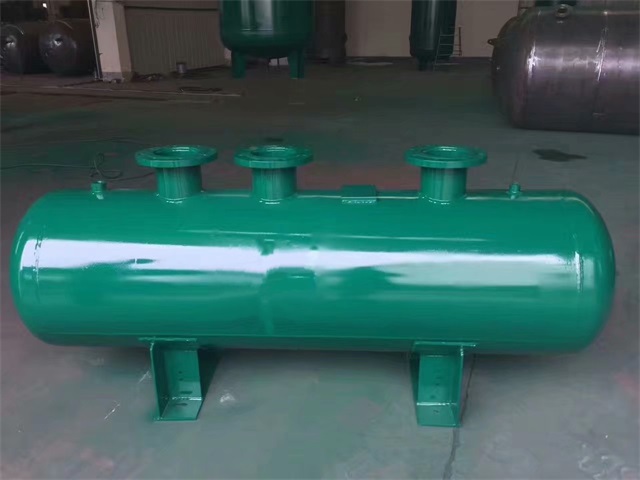 维西维西维西蒸汽分气缸